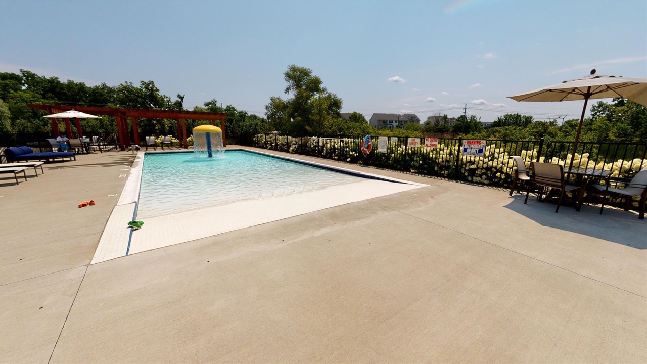 2794 Ashcombe Drive, Ann Arbor, MI, 48105-3707