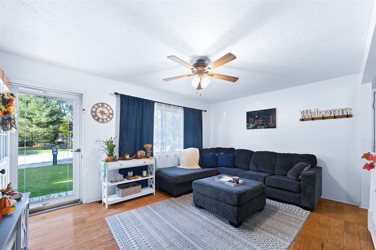 809 W Northrup Street, Lansing, MI, 48911-3638