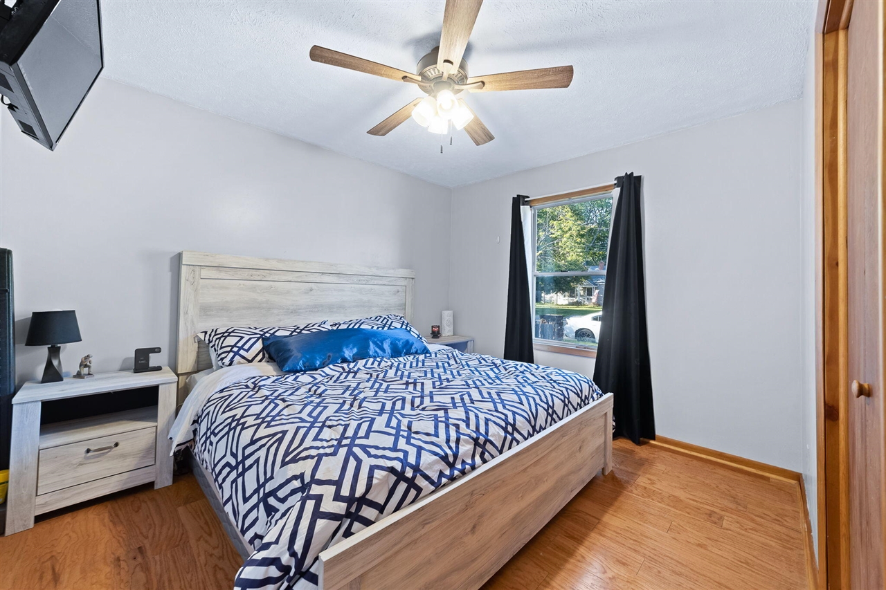 809 W Northrup Street, Lansing, MI, 48911-3638