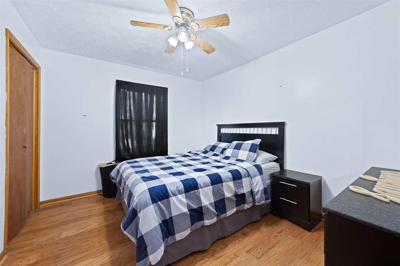 809 W Northrup Street, Lansing, MI, 48911-3638