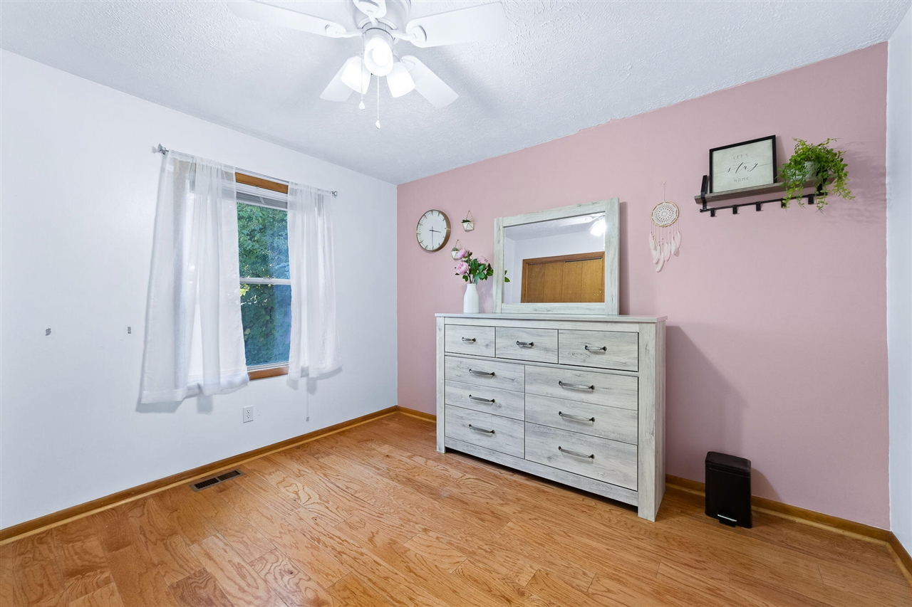 809 W Northrup Street, Lansing, MI, 48911-3638