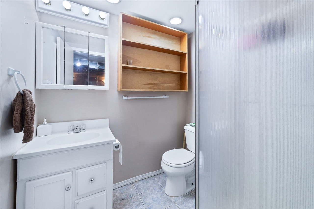 809 W Northrup Street, Lansing, MI, 48911-3638