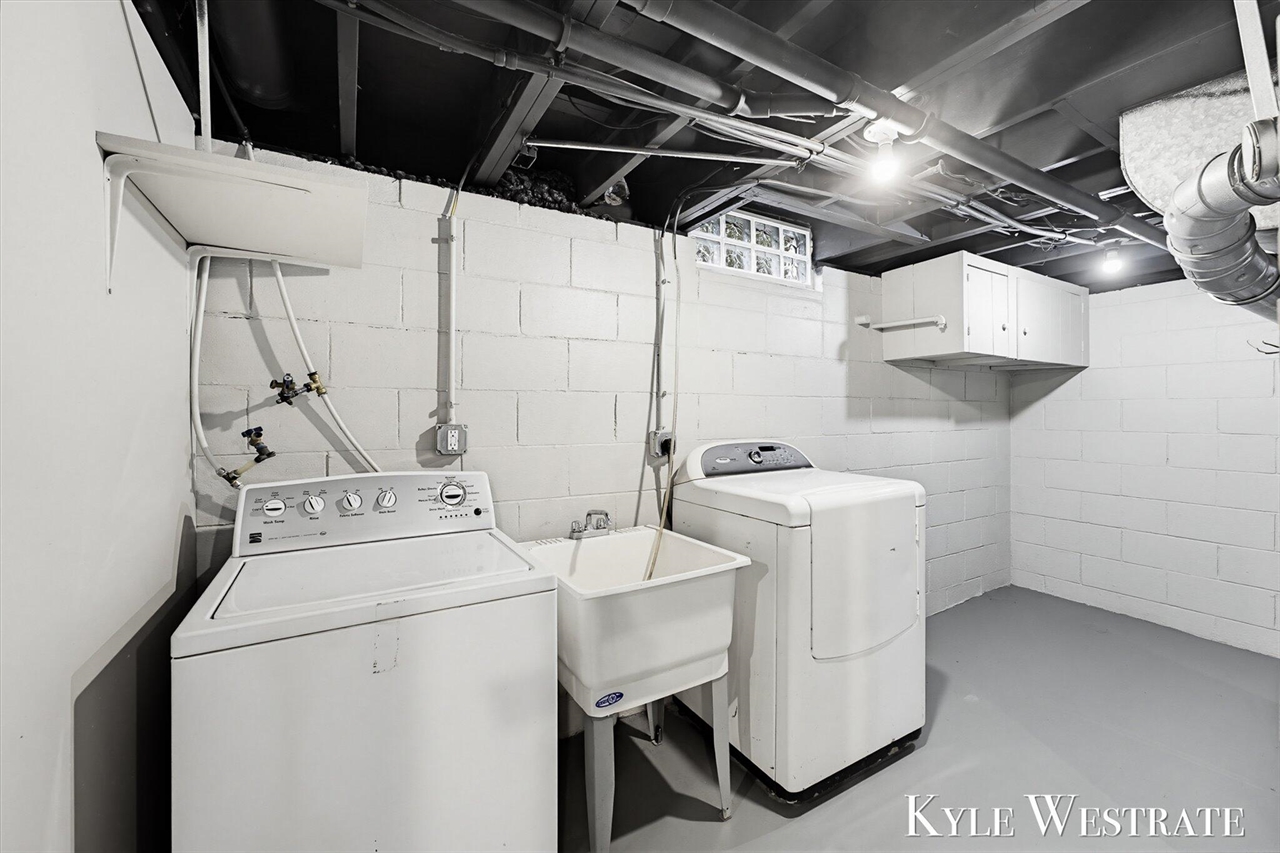 8382 E G Avenue, Kalamazoo, MI, 49048