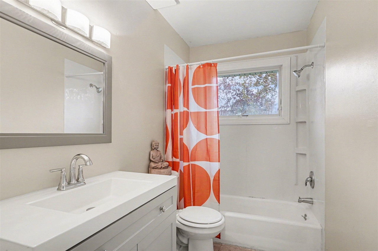 17 Boyd Street, Battle Creek, MI, 49037-2701