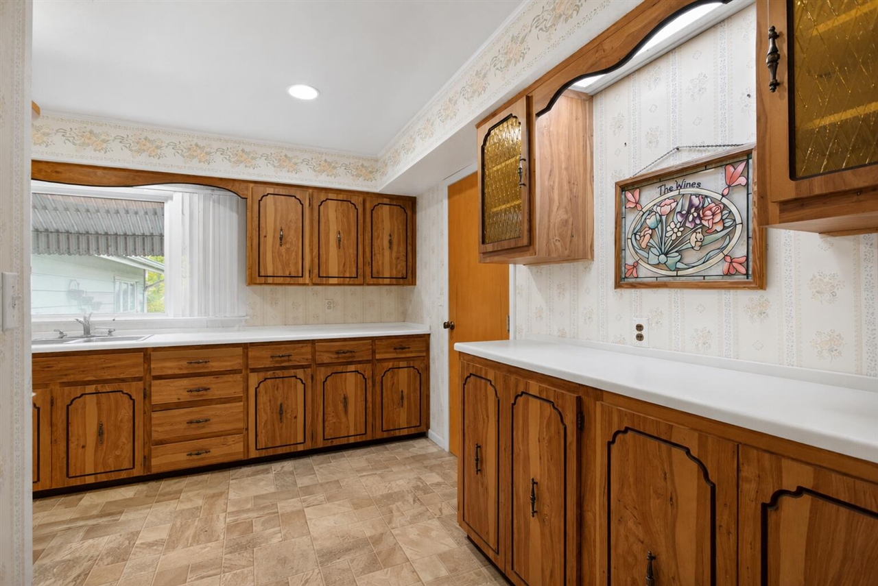 400 Outer Court, Tecumseh, MI, 49286-1441