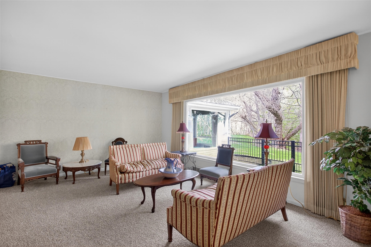 400 Outer Court, Tecumseh, MI, 49286-1441
