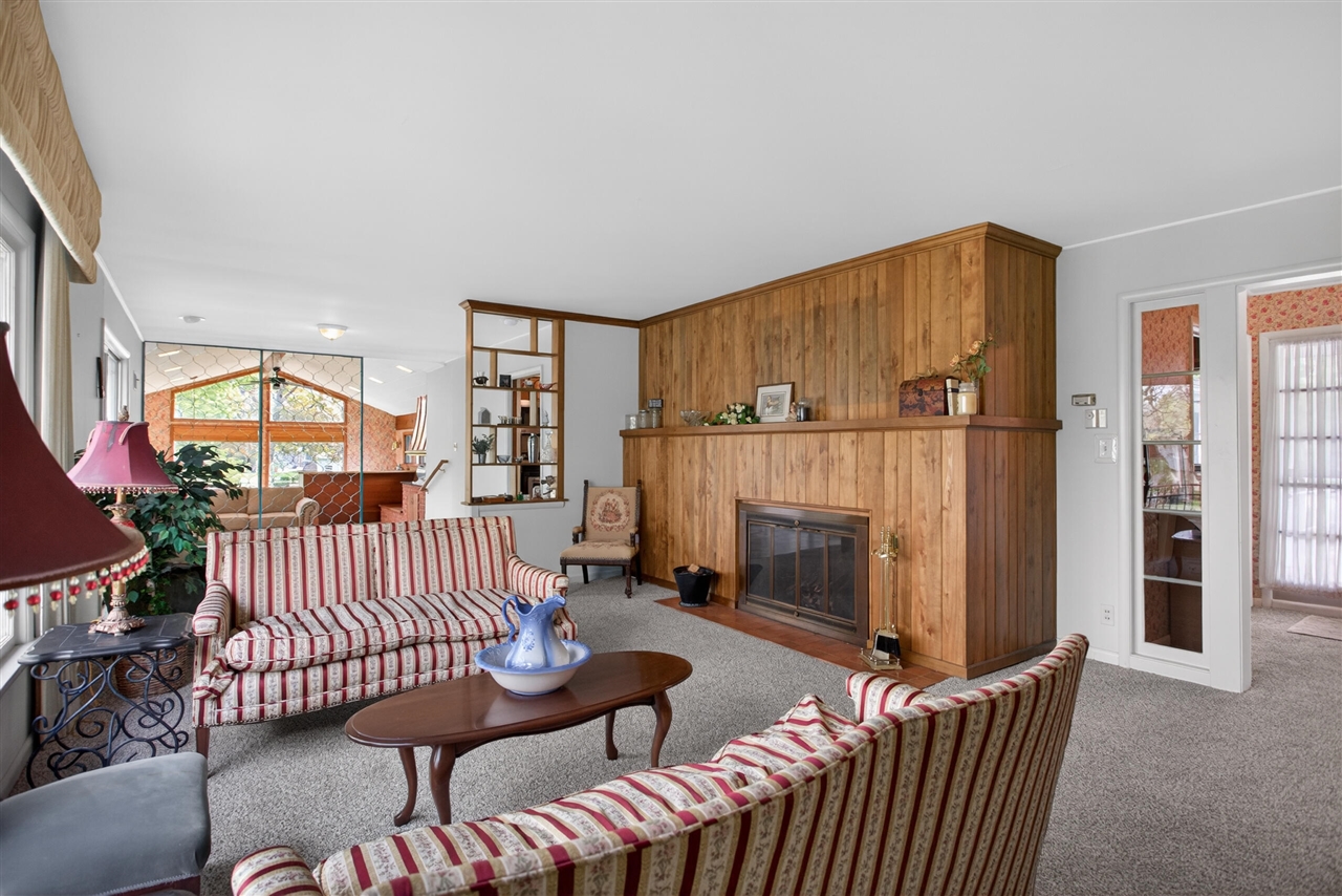 400 Outer Court, Tecumseh, MI, 49286-1441