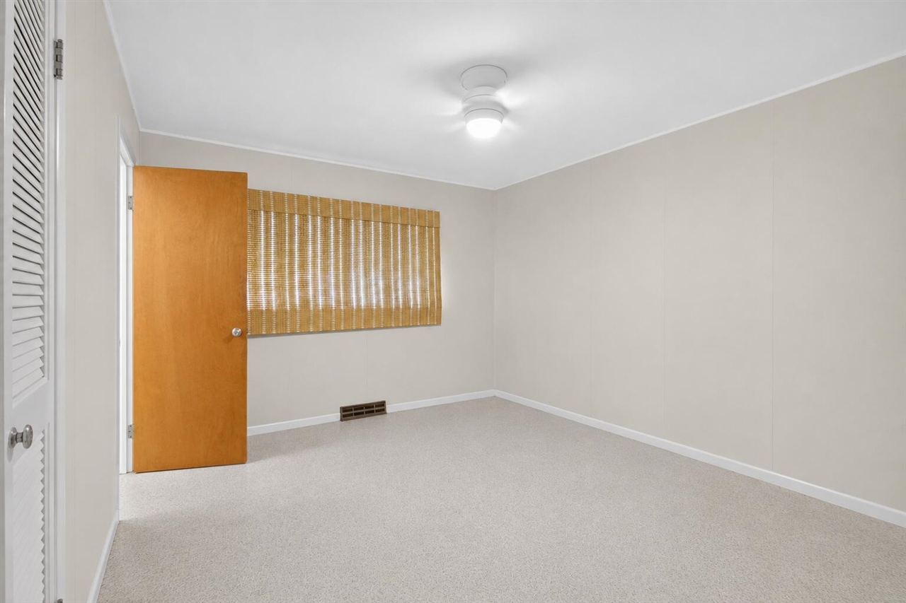 400 Outer Court, Tecumseh, MI, 49286-1441