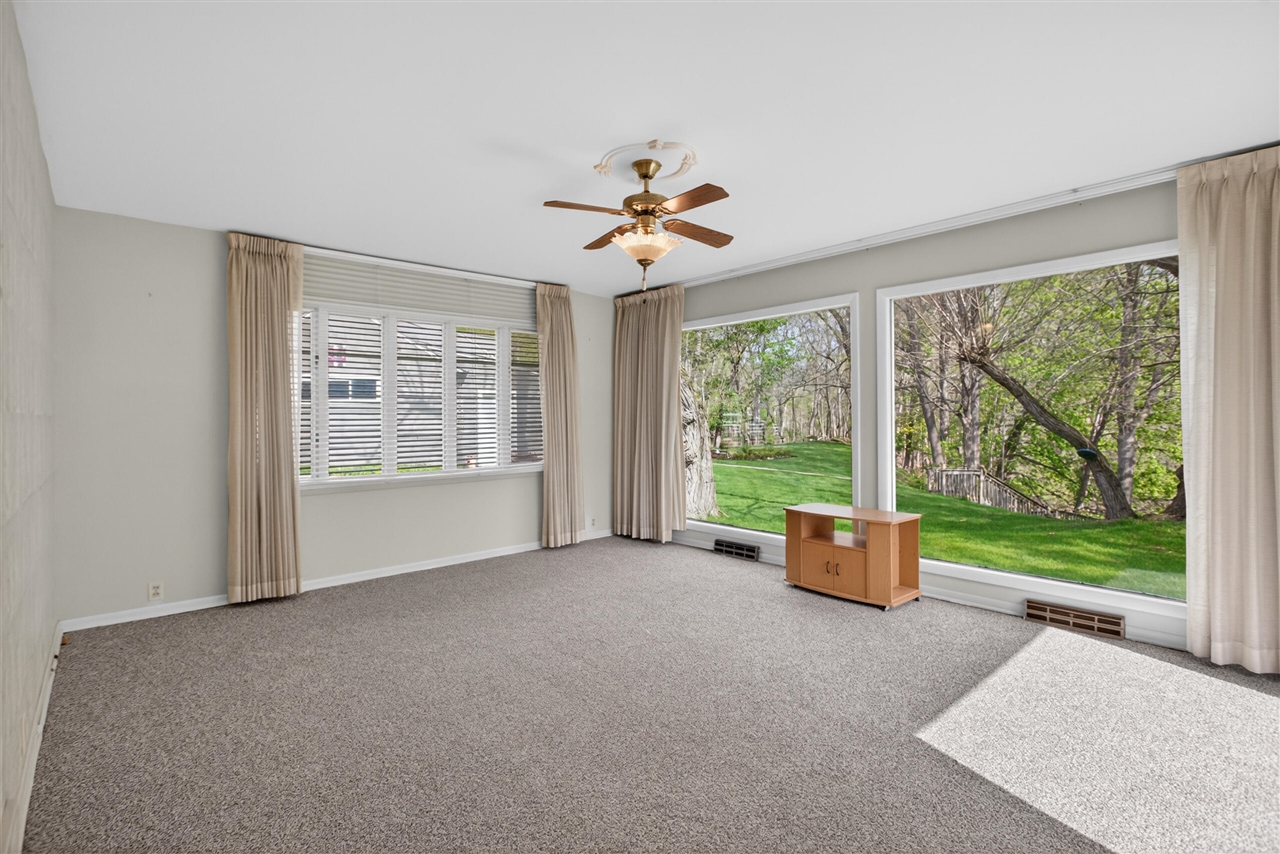 400 Outer Court, Tecumseh, MI, 49286-1441