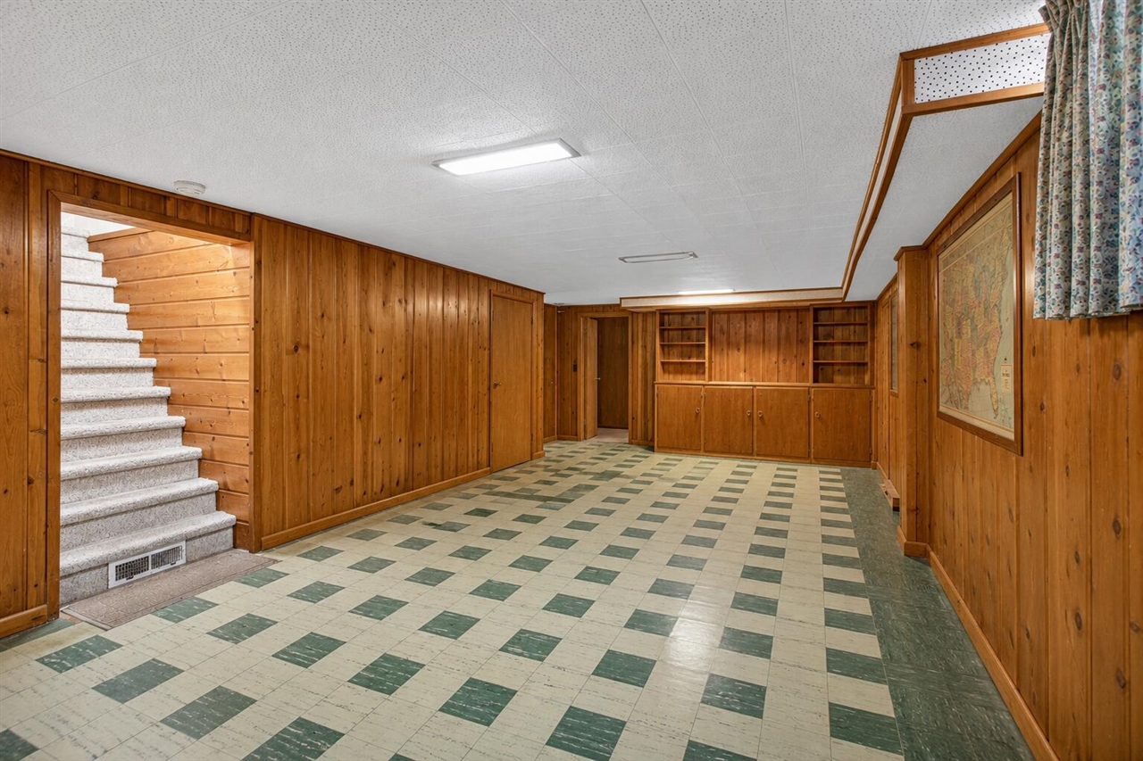 400 Outer Court, Tecumseh, MI, 49286-1441