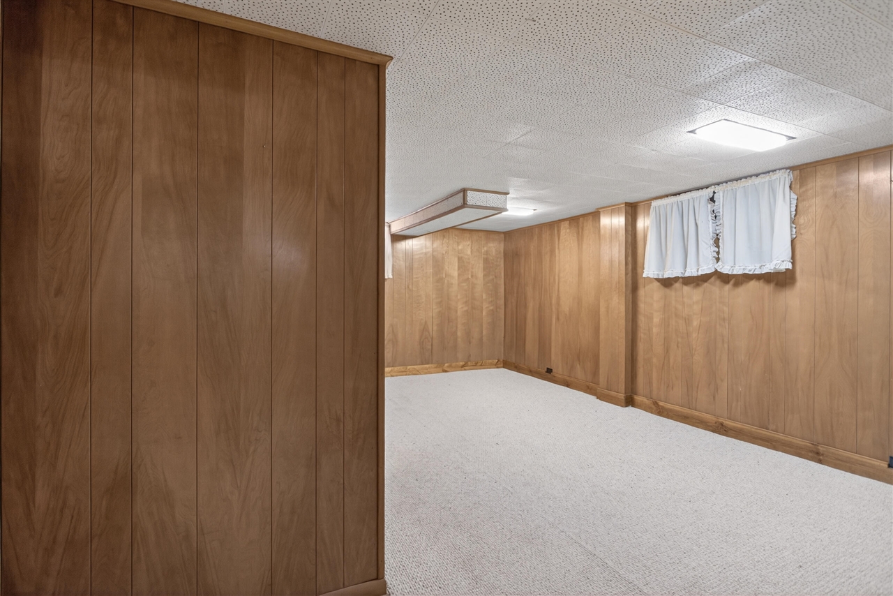 400 Outer Court, Tecumseh, MI, 49286-1441
