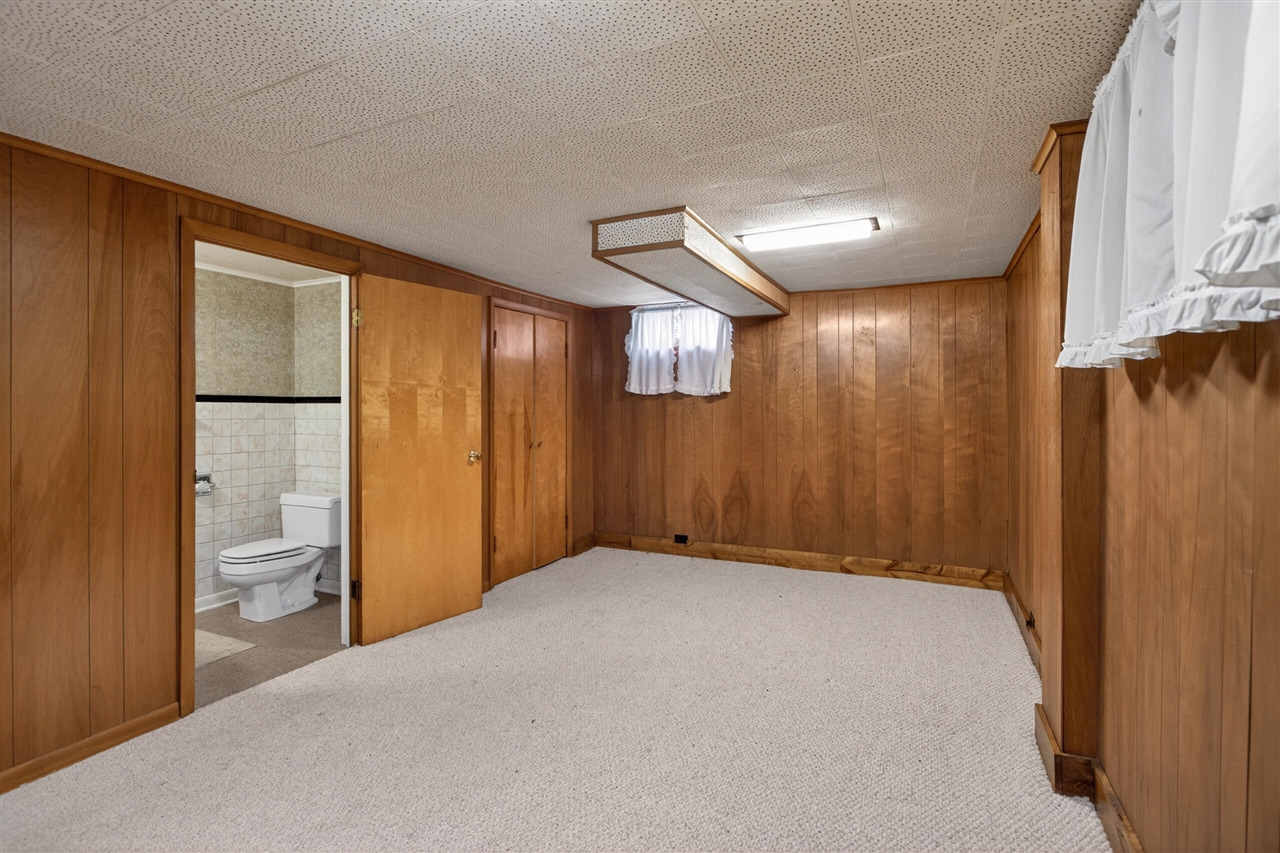 400 Outer Court, Tecumseh, MI, 49286-1441