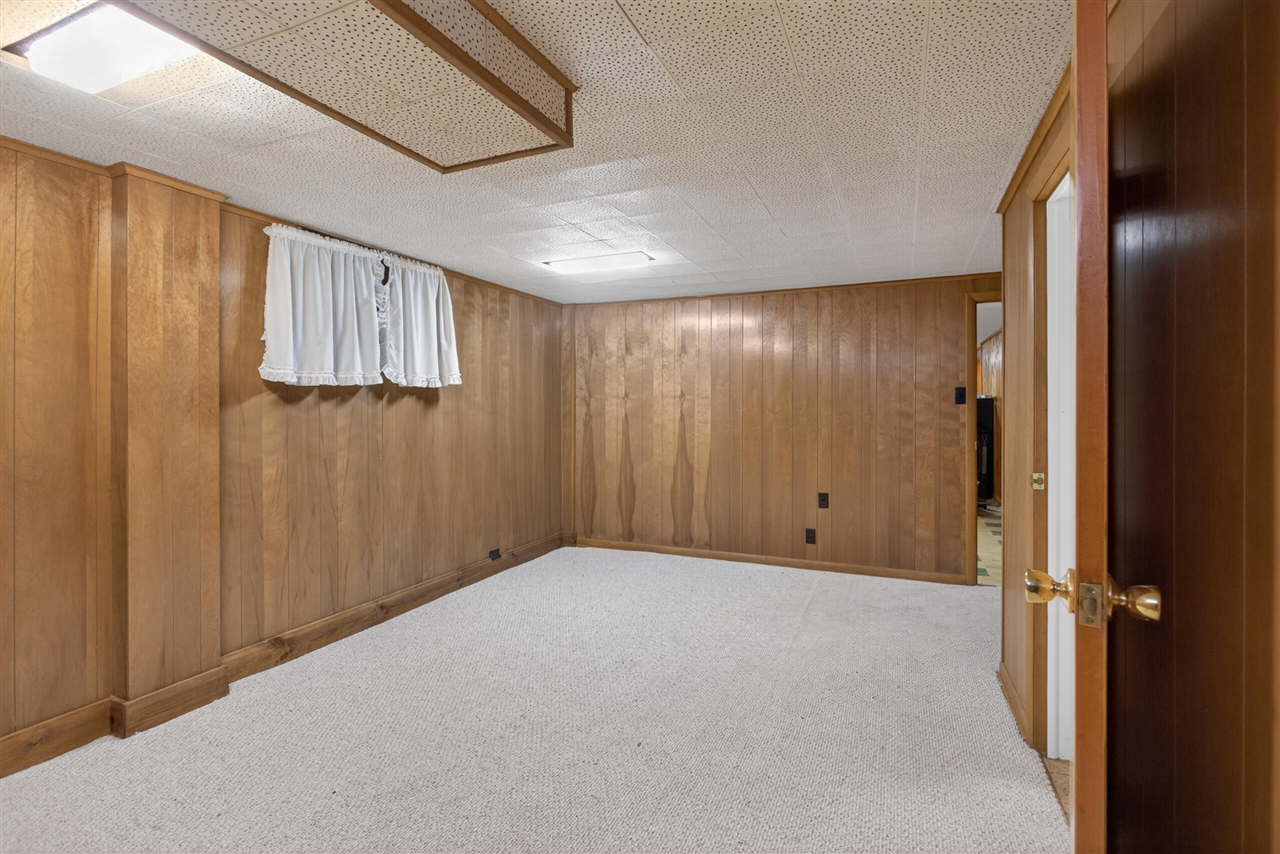 400 Outer Court, Tecumseh, MI, 49286-1441