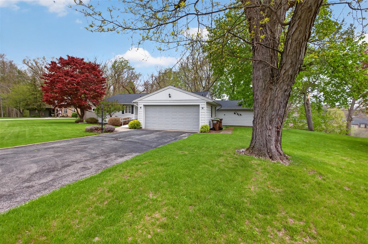 400 Outer Court, Tecumseh, MI, 49286-1441