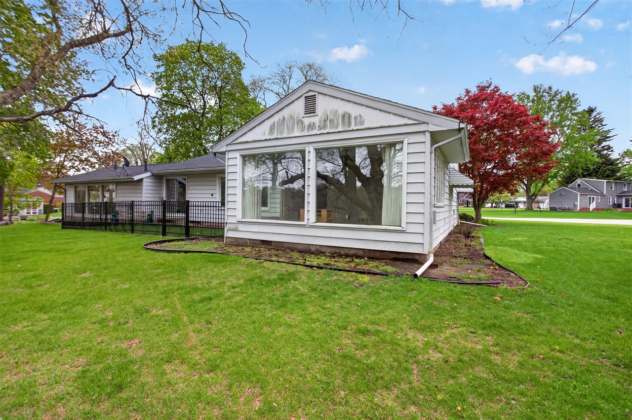 400 Outer Court, Tecumseh, MI, 49286-1441