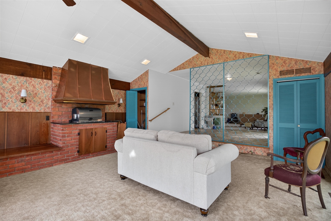 400 Outer Court, Tecumseh, MI, 49286-1441
