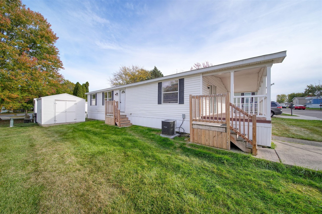 14180 F Drive, Plymouth, MI, 48170