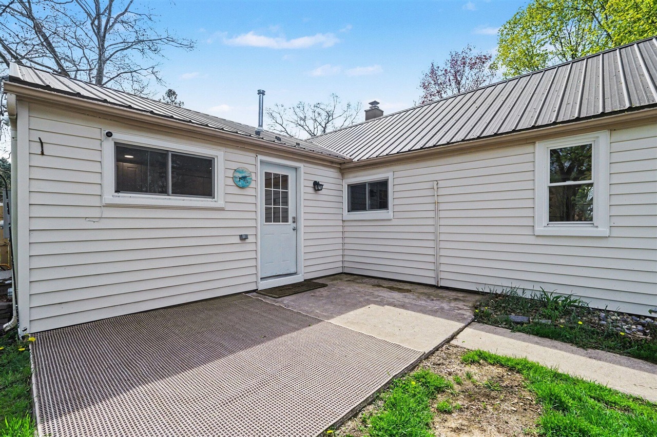 10251 Gorsline Road, Battle Creek, MI, 49014-8491