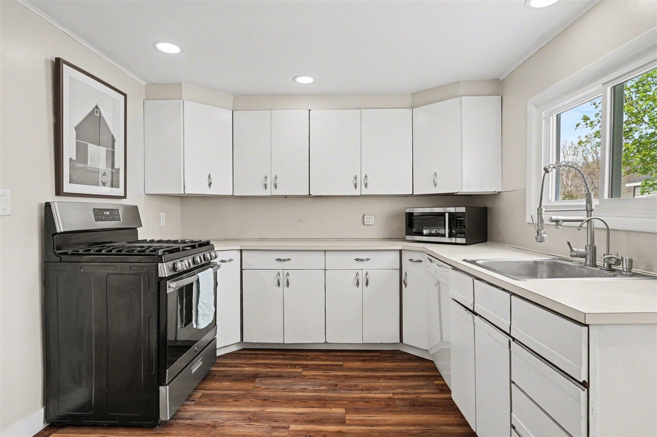 10251 Gorsline Road, Battle Creek, MI, 49014-8491