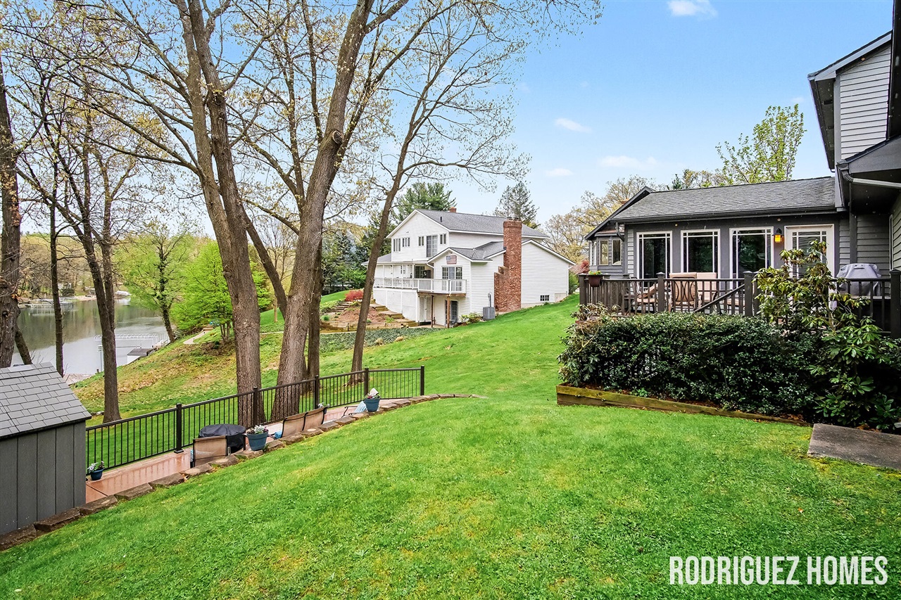 2658 Holtman Drive, Grand Rapids, MI, 49525-1863