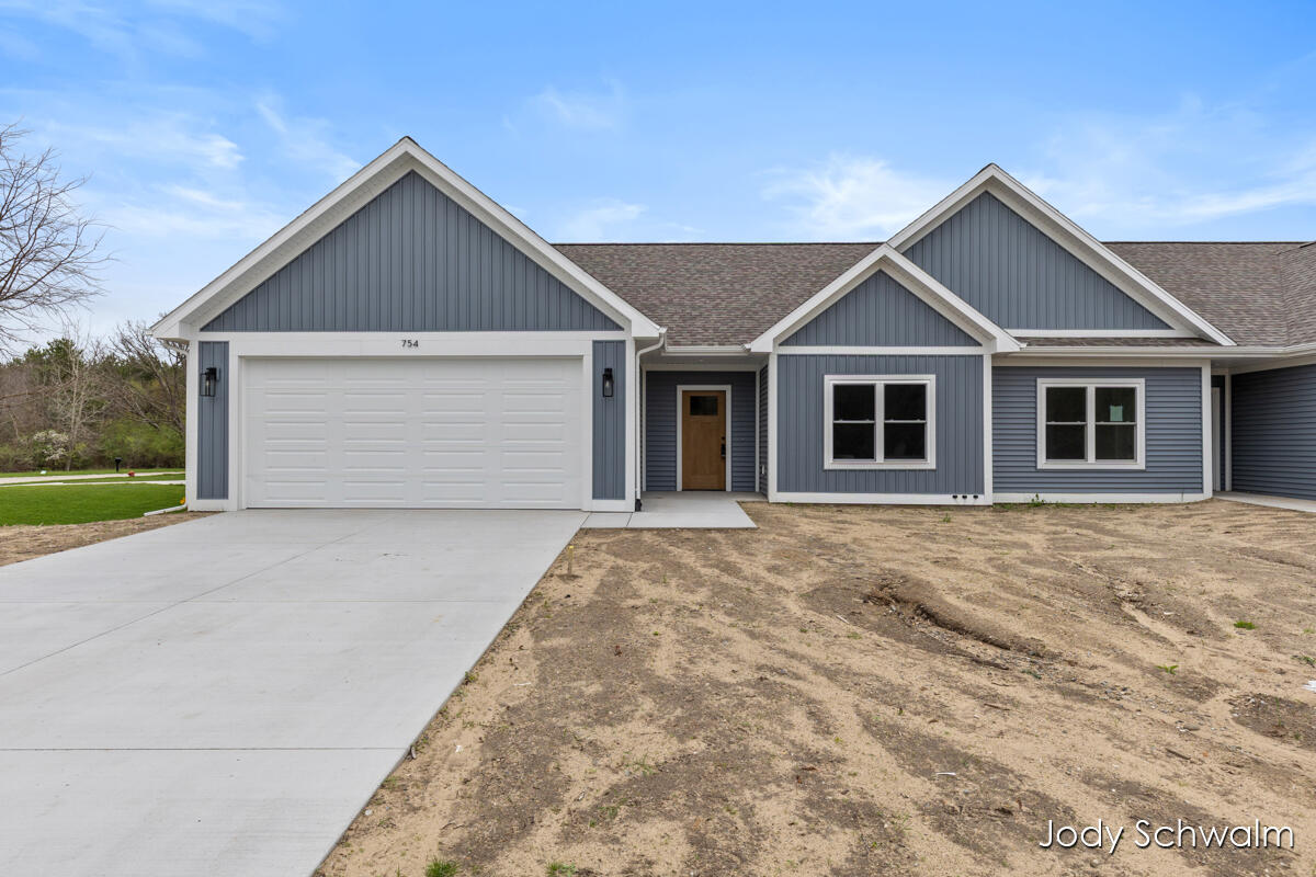 2nd image of 754 Noble Dr, Belding, MI 48809 | MLS# 70528701