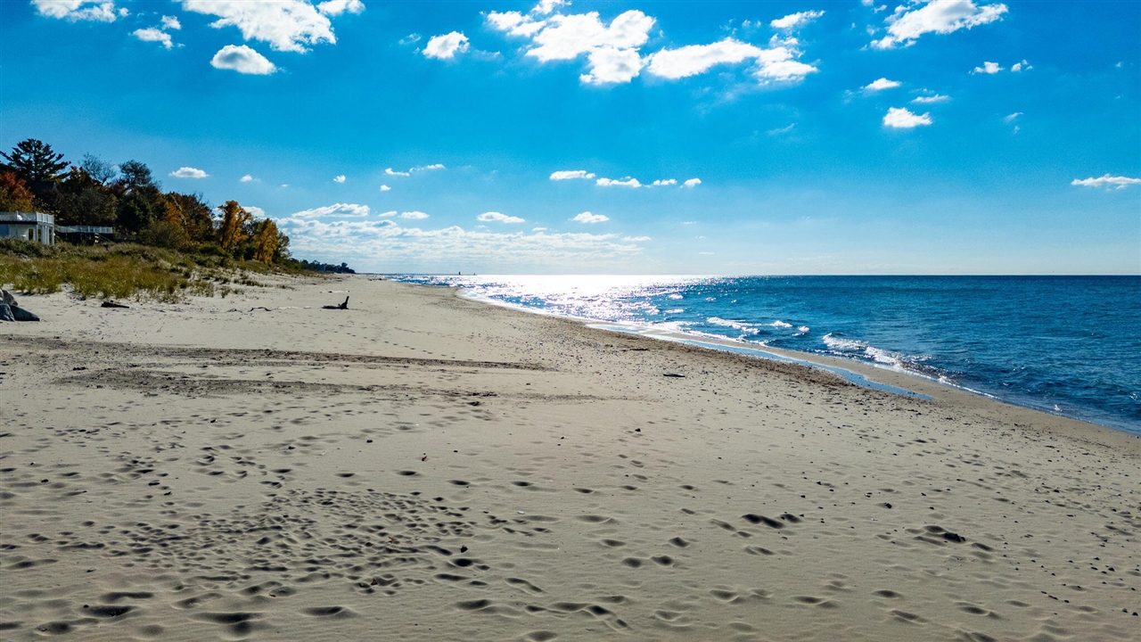 7409 Mitchell Court, South Haven, MI, 49090-7174