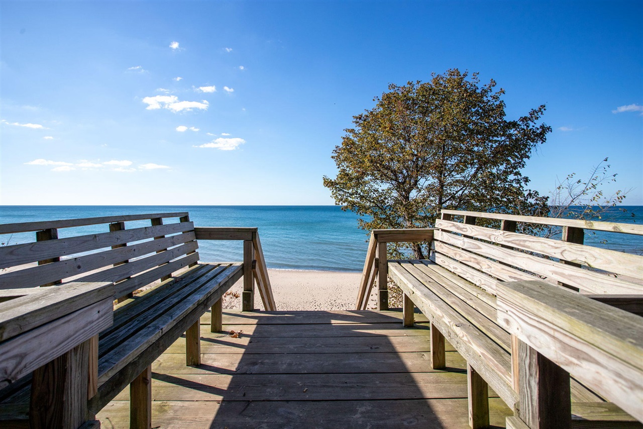 7409 Mitchell Court, South Haven, MI, 49090-7174