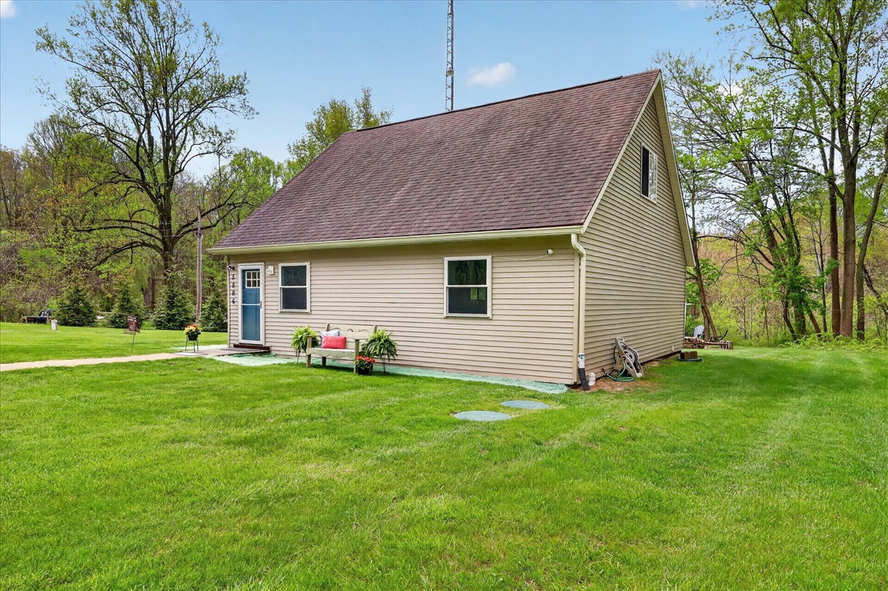 5896 Erie Street, Coloma, MI, 49038-9419