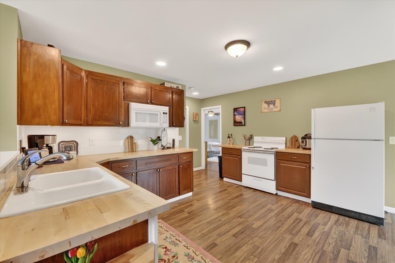 5896 Erie Street, Coloma, MI, 49038-9419