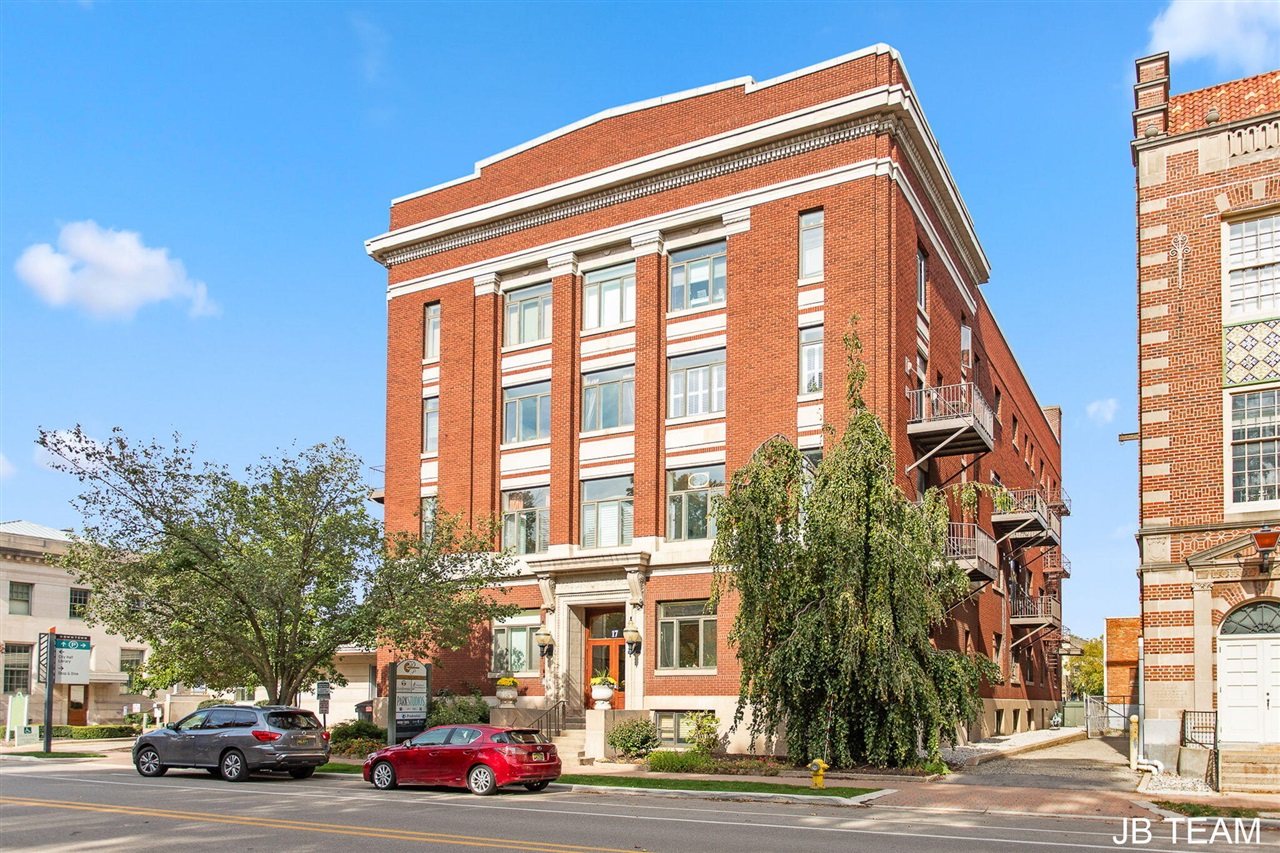1st image of 17 W 10th St #220, Holland, MI 49423 | MLS# 70528748