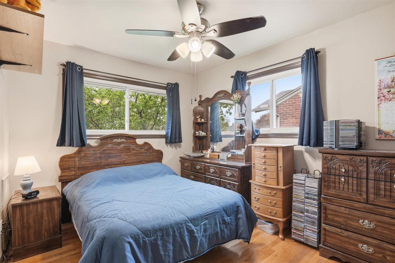 28467 Florence Street, Garden City, MI, 48135-2738