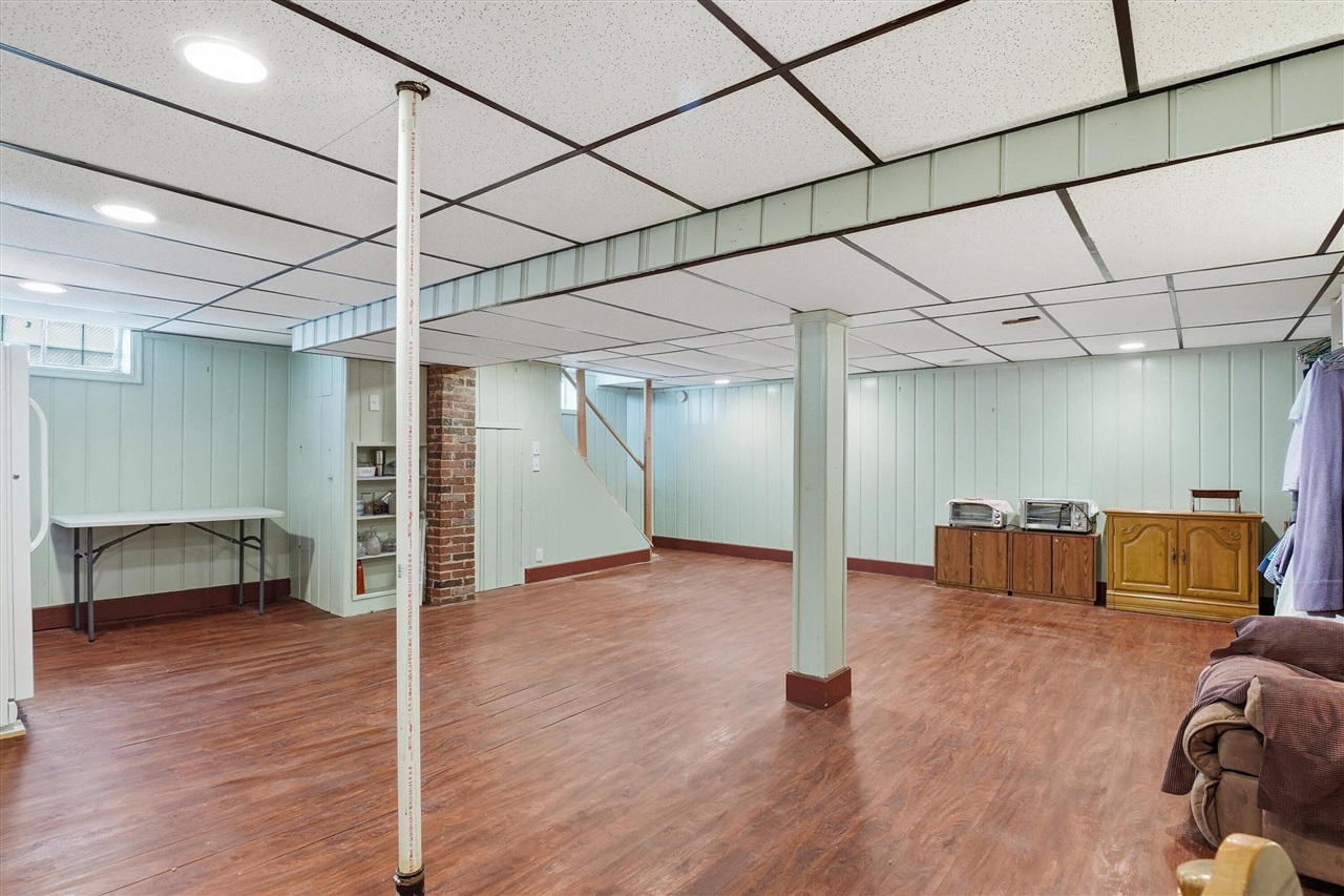 28467 Florence Street, Garden City, MI, 48135-2738