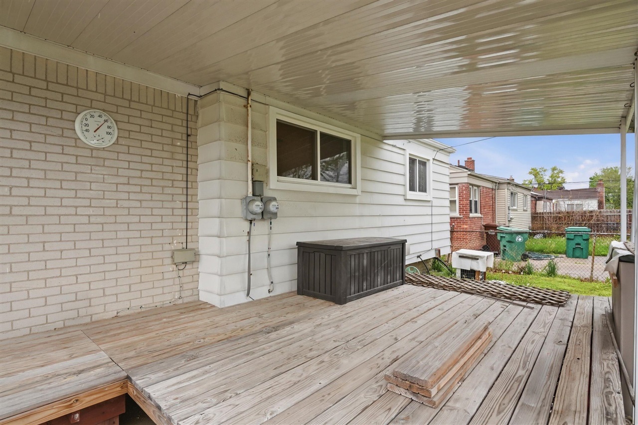 28467 Florence Street, Garden City, MI, 48135-2738