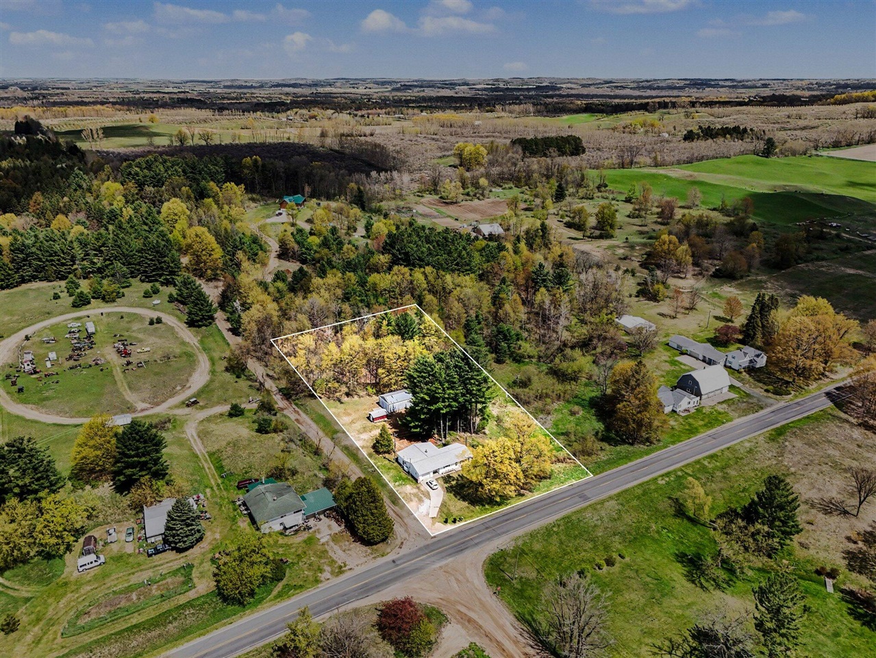 24 E Polk Road, Hart, MI, 49420