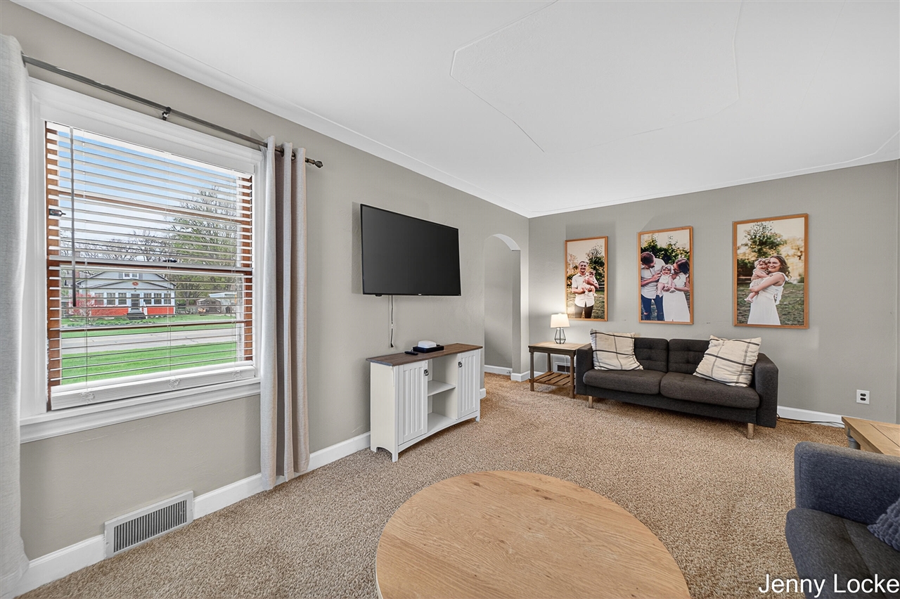 1059 Airport Road, Norton Shores, MI, 49441-5101