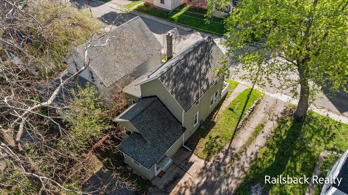 1302 Ford Avenue, Grand Rapids, MI, 49505-5151