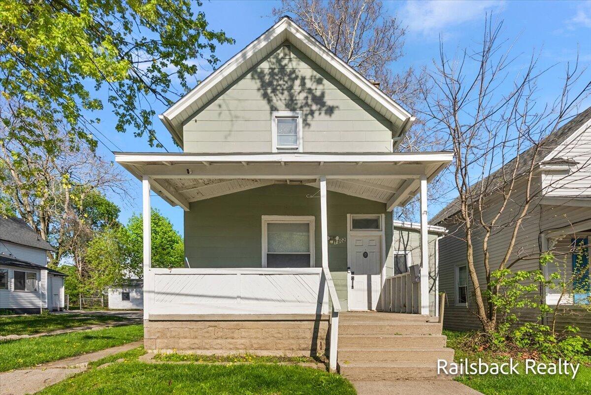 1302 Ford Avenue, Grand Rapids, MI, 49505-5151