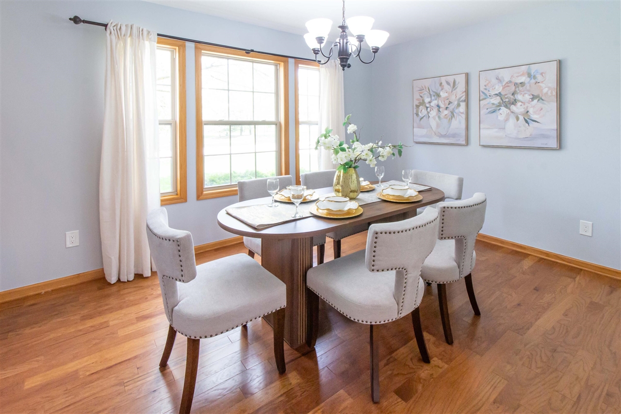 4101 Lake Forest Drive, Ann Arbor, MI, 48108-9678