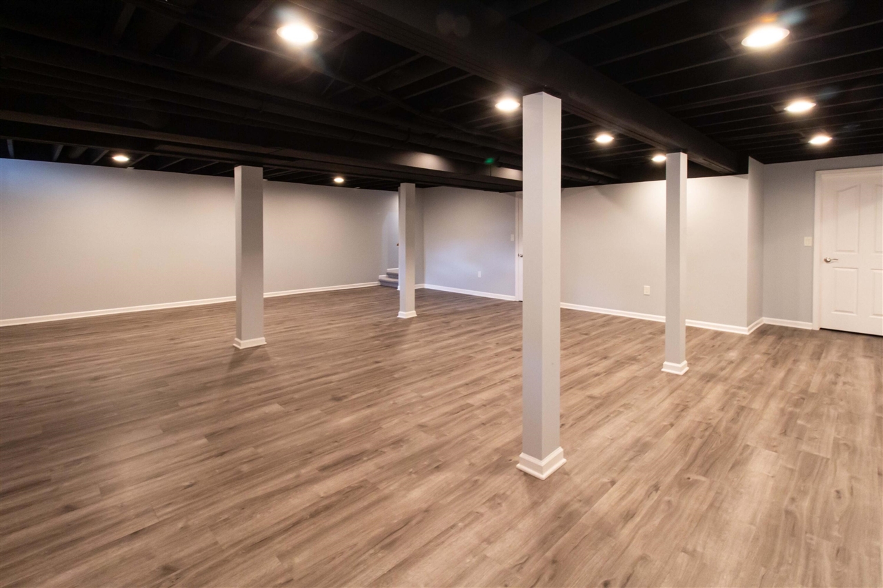 4101 Lake Forest Drive, Ann Arbor, MI, 48108-9678