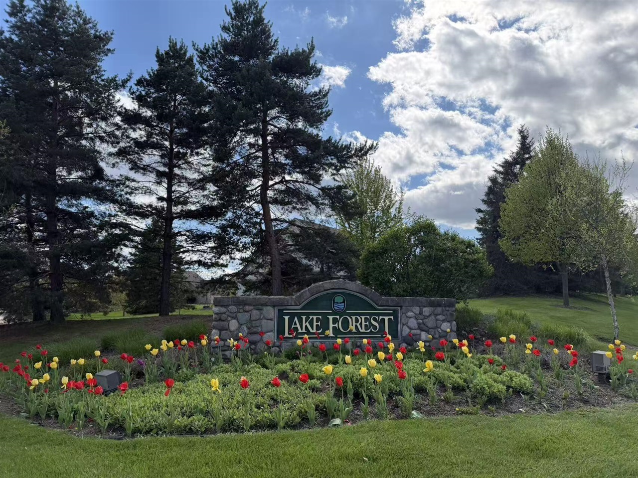 4101 Lake Forest Drive, Ann Arbor, MI, 48108-9678
