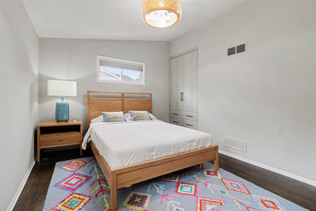 2702 Cranbrook Road, Ann Arbor, MI, 48104-6516