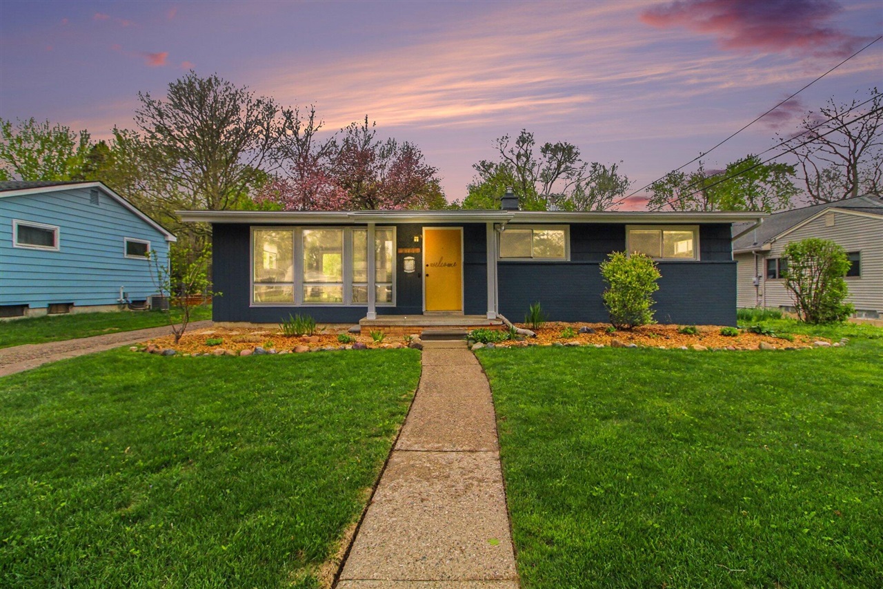 2702 Cranbrook Road, Ann Arbor, MI, 48104-6516
