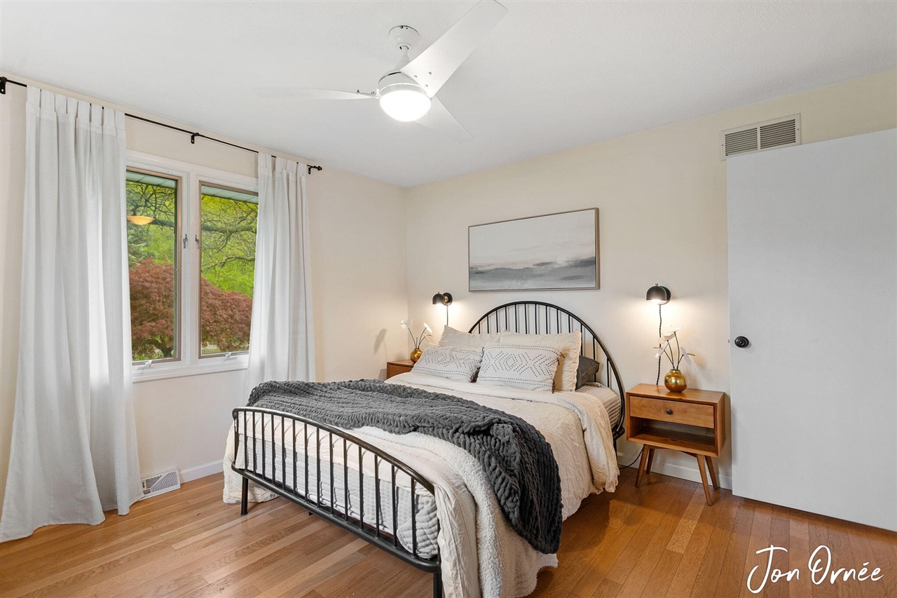697 Morningside Drive, Holland, MI, 49423-9118