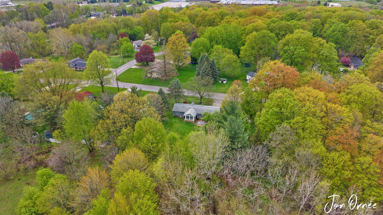 697 Morningside Drive, Holland, MI, 49423-9118