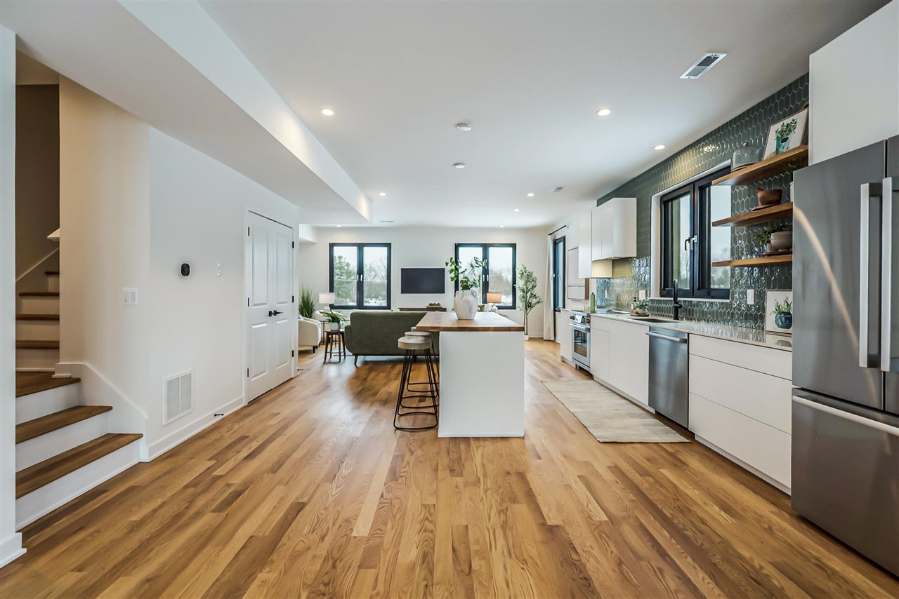 2292 Greenway Trail, Ann Arbor, MI, 48104