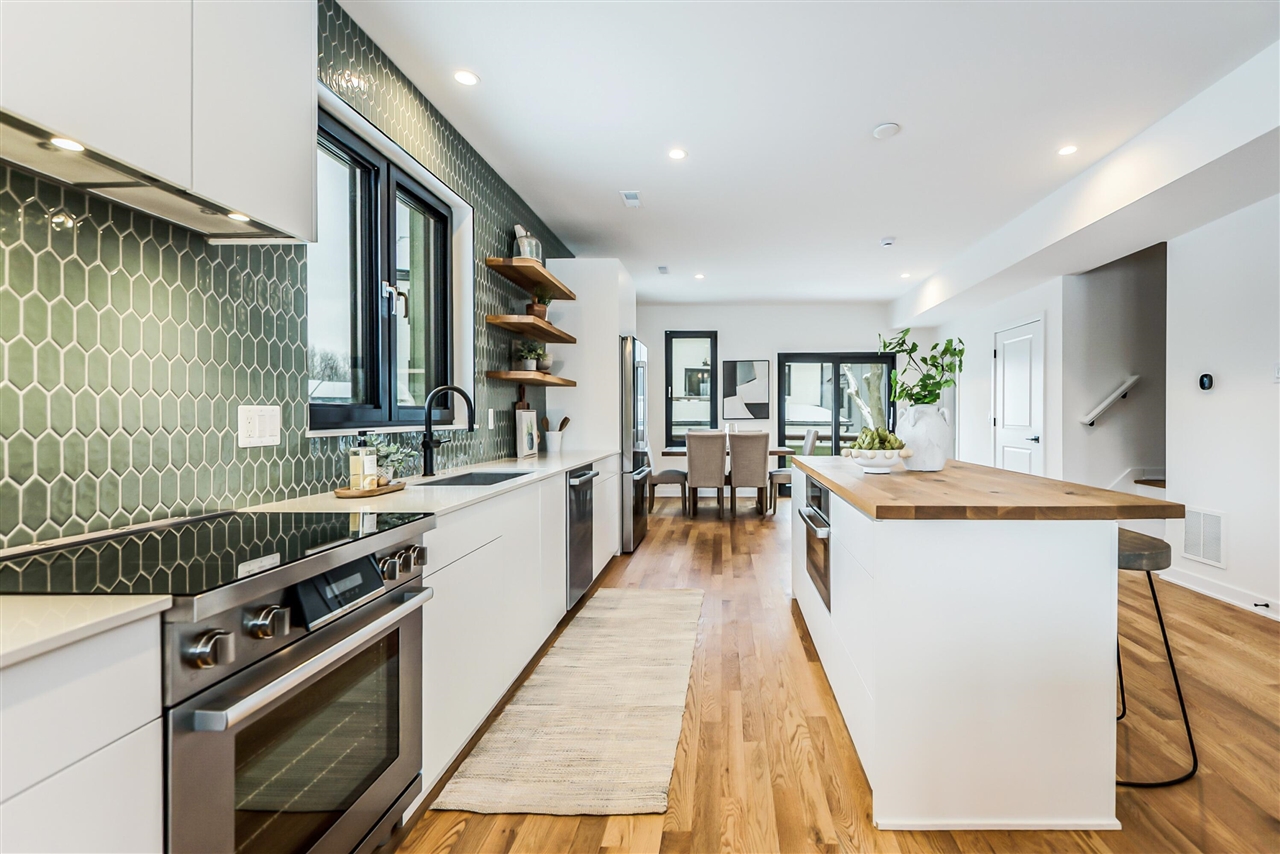 2292 Greenway Trail, Ann Arbor, MI, 48104
