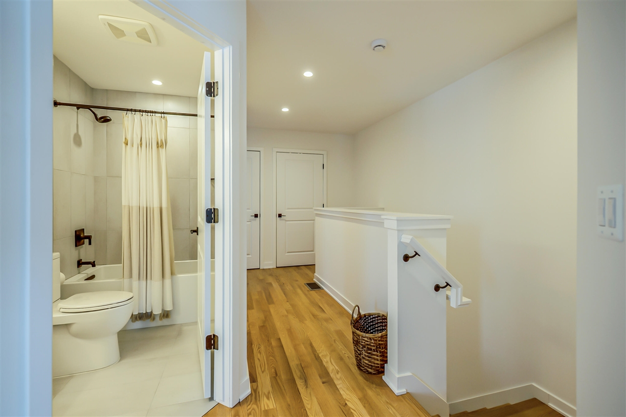 2292 Greenway Trail, Ann Arbor, MI, 48104