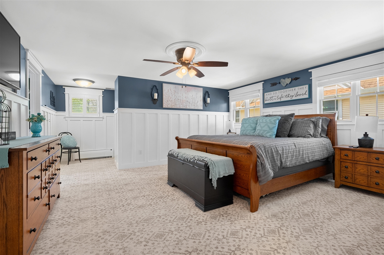 279 S Gull Lake Drive, Richland, MI, 49083