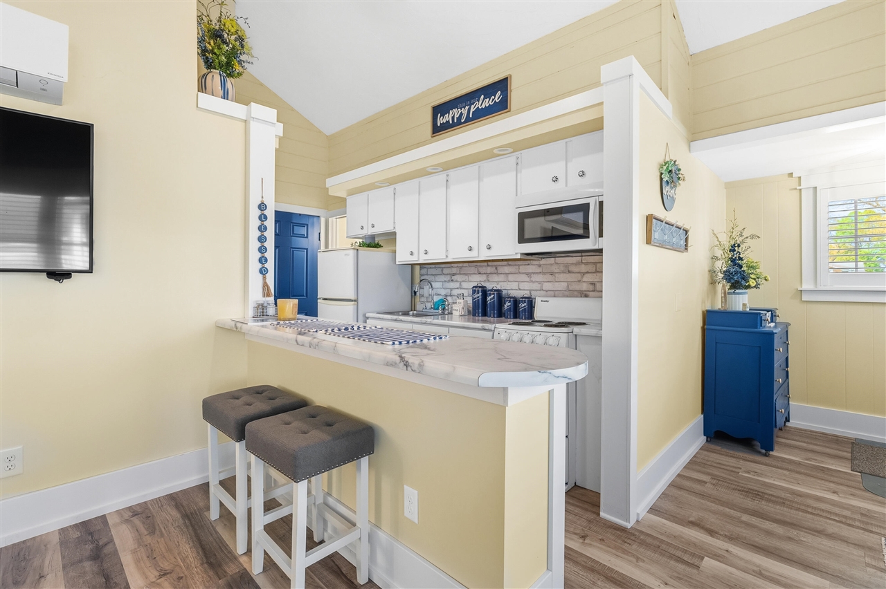 279 S Gull Lake Drive, Richland, MI, 49083