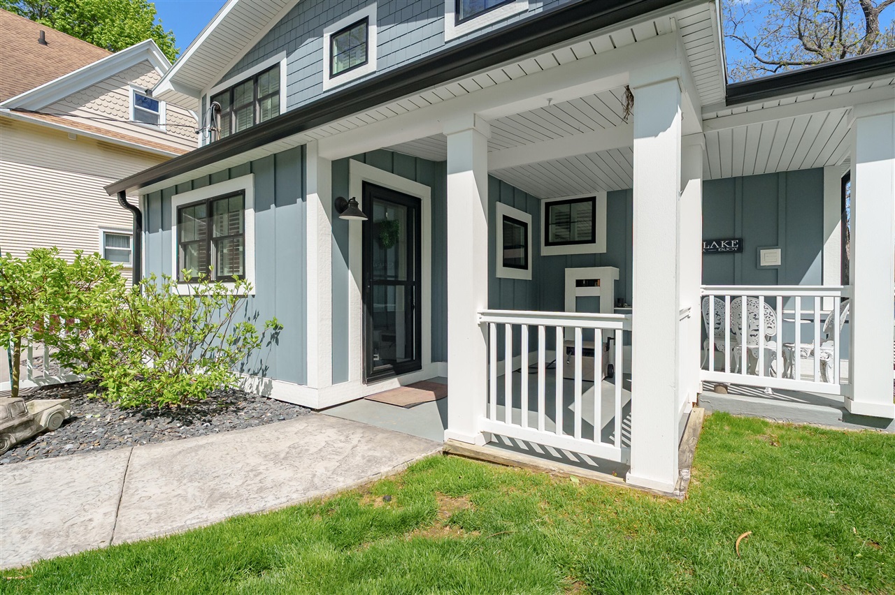 279 S Gull Lake Drive, Richland, MI, 49083